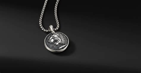 The David Yurman Lion Amulet: A Timeless Piece of Jewelry